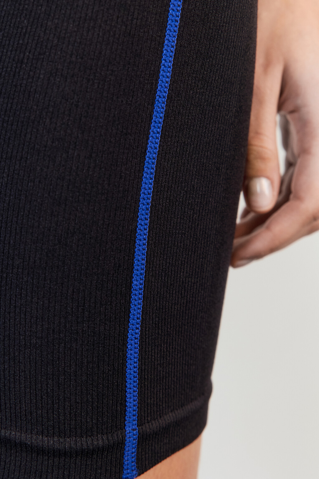 Шорты-велосипедки в рубчик с надписью - цвет черный - 8