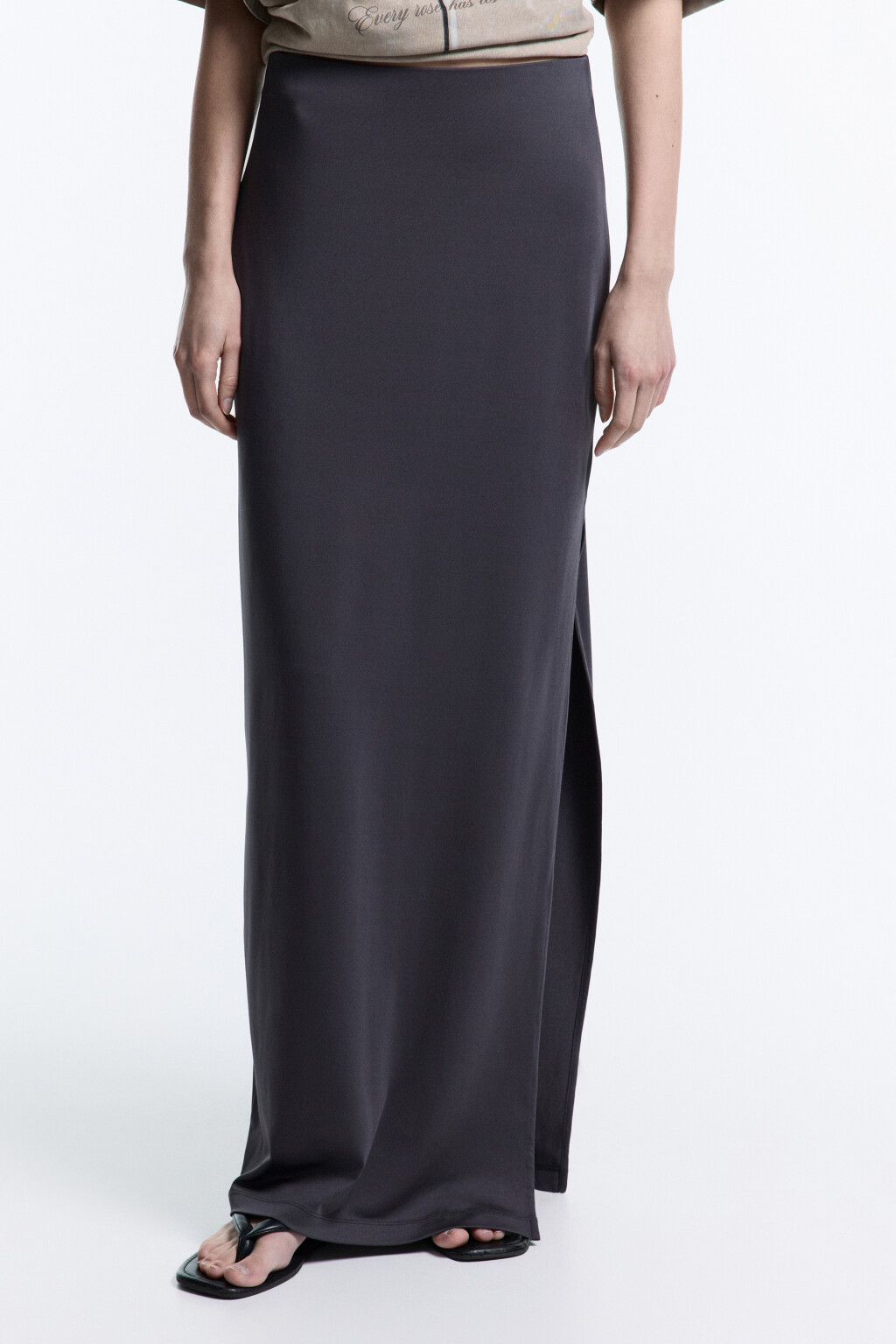 Юбка макси прямая трикотажная с разрезом - цвет серый - 2