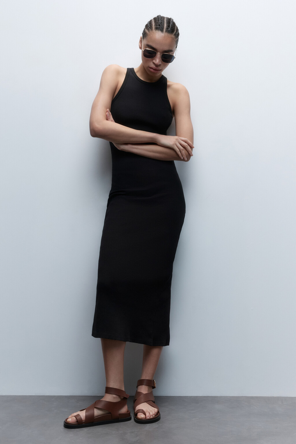 Платье-майка макси в рубчик с вареным эффектом - цвет черный - 6