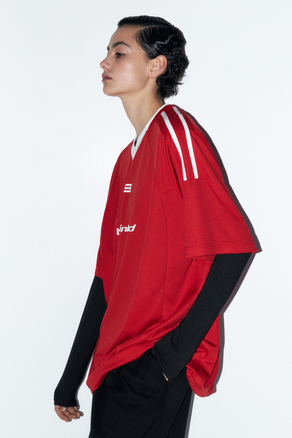 Футболка oversize с принтом и V-вырезом - цвет красный - 3