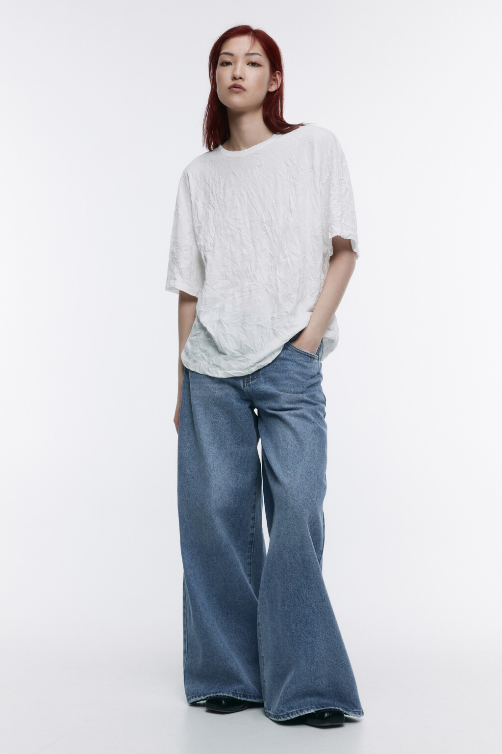 Футболка oversize с жатым эффектом - цвет белый - 1