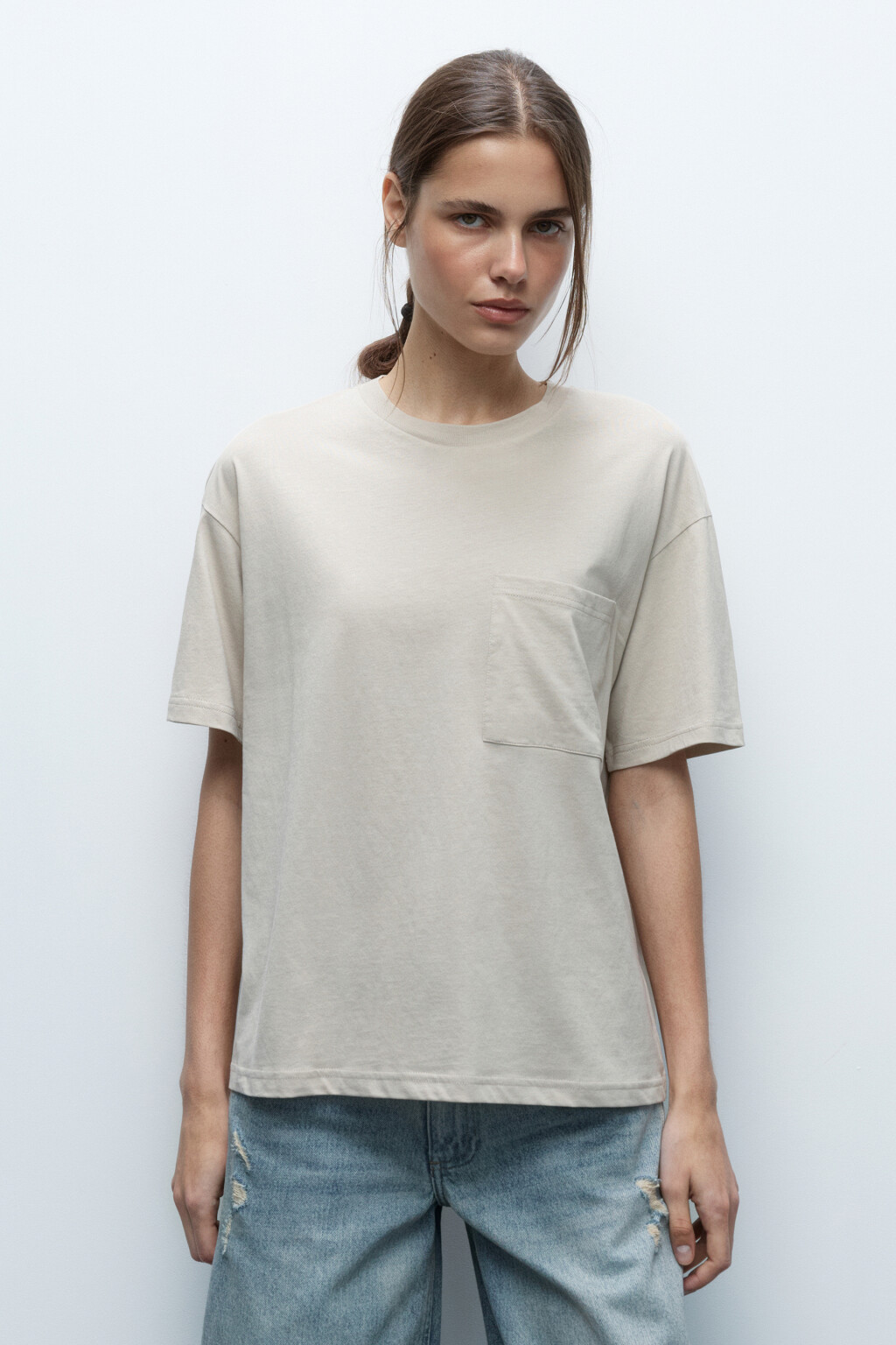 Футболка oversize с нагрудным карманом - цвет бежевый - 2