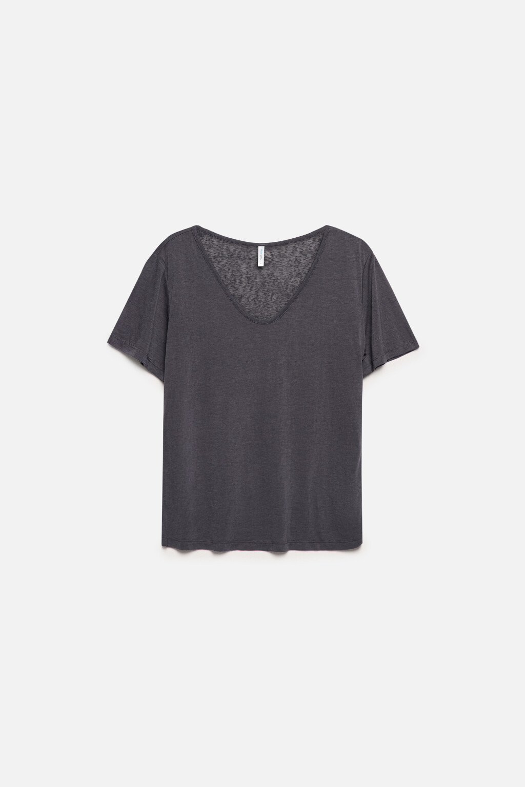 Футболка вискозная с глубоким вырезом - цвет серый - 8