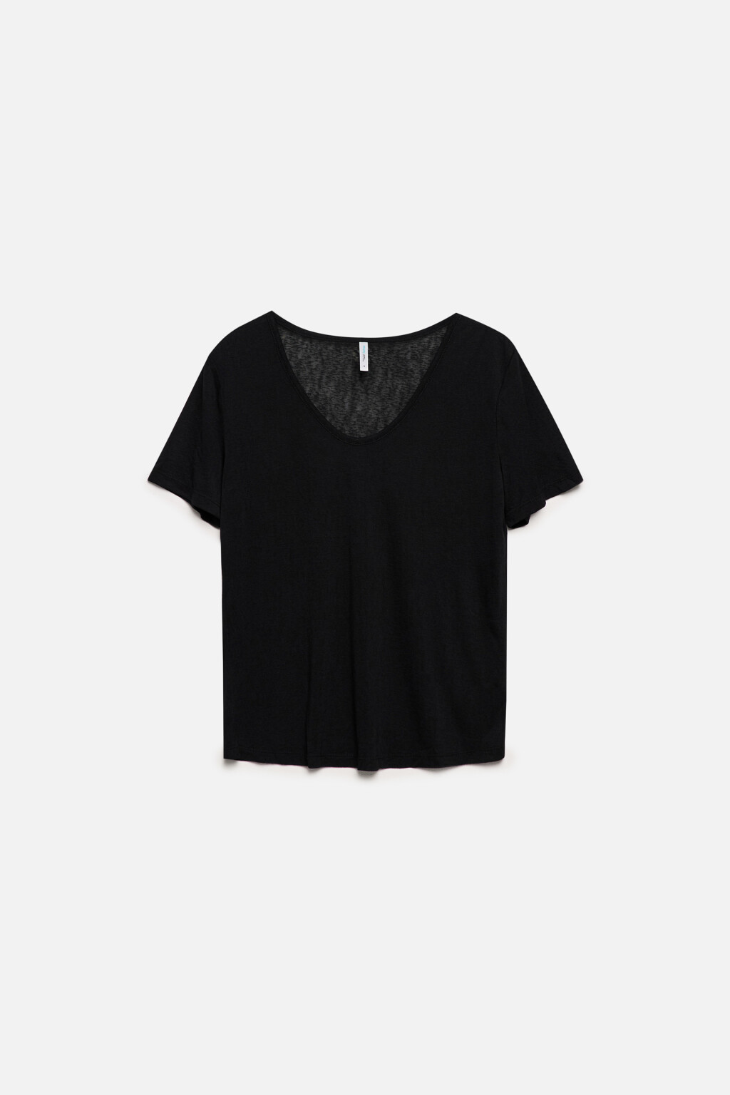 Футболка вискозная с глубоким вырезом - цвет черный - 8