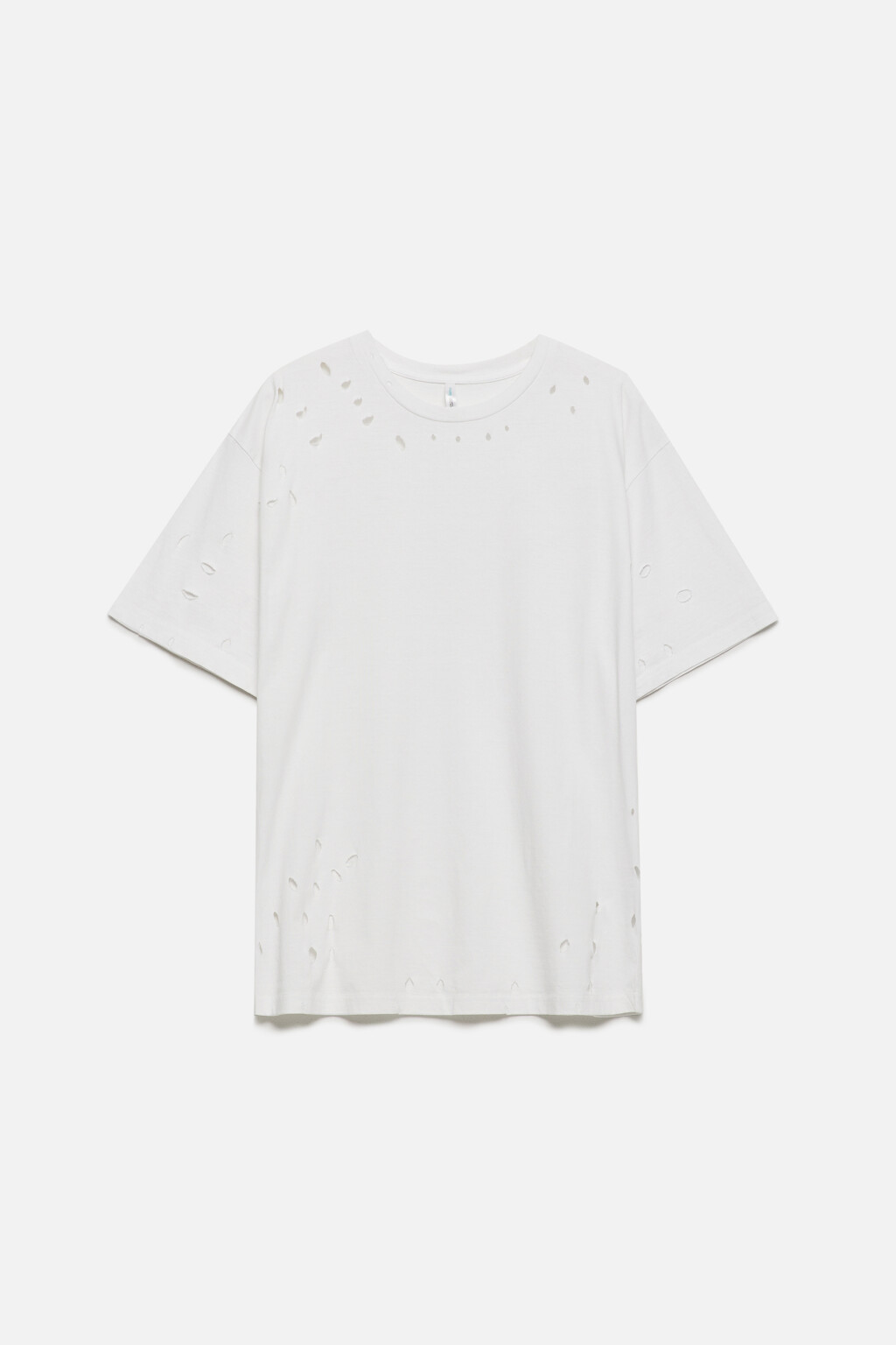 Футболка свободная с рваниной - цвет белый - 8