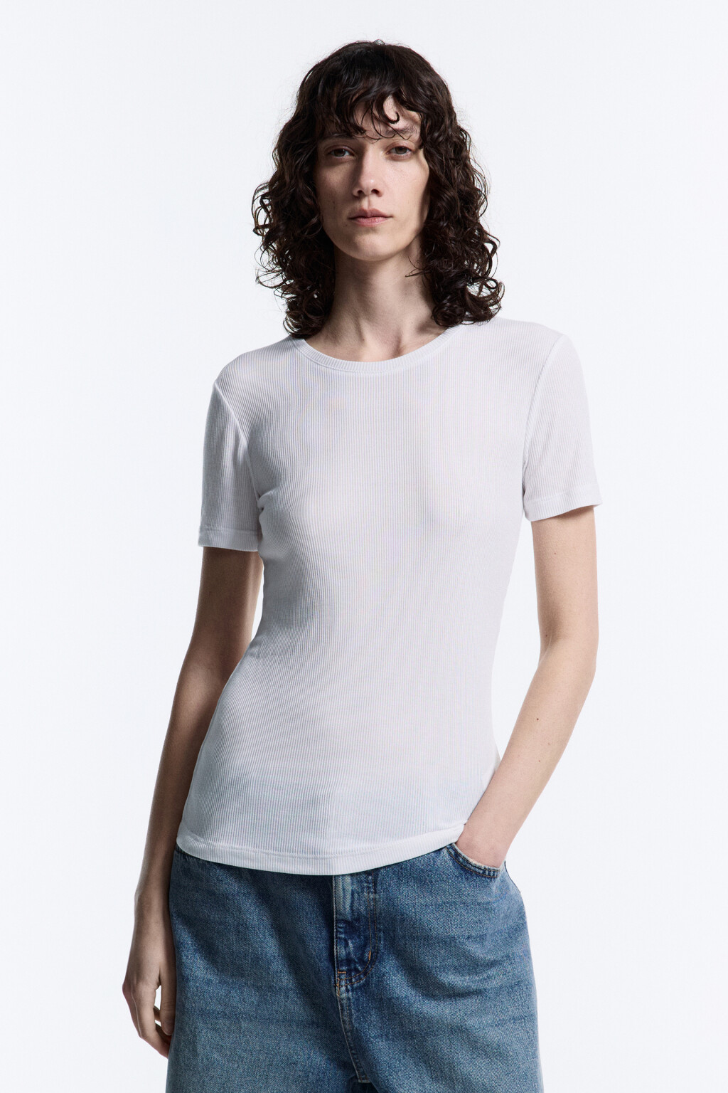 Футболка slim в рубчик из модала - цвет белый - 2