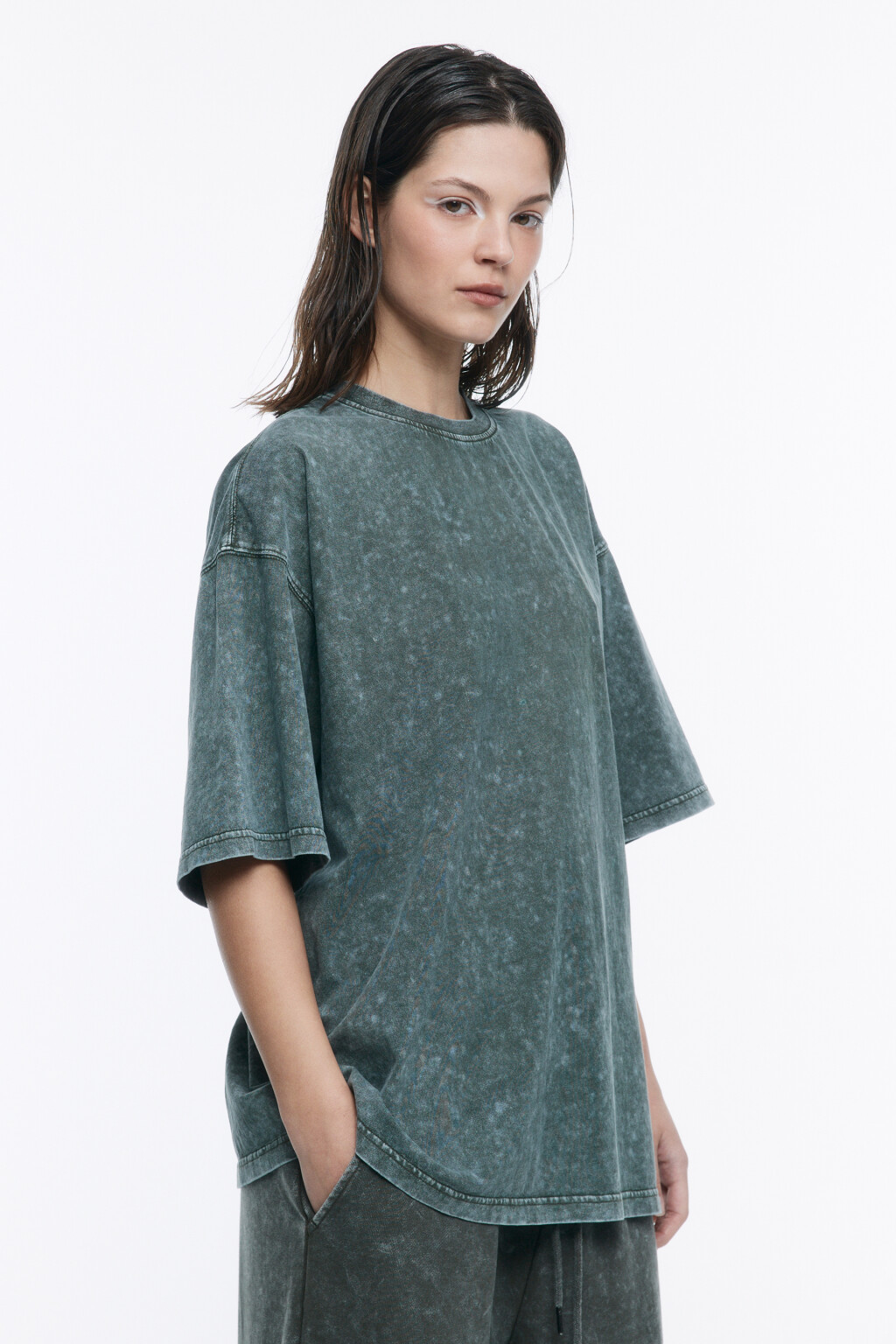 Футболка oversize с состаренным эффектом - цвет зеленый - 3