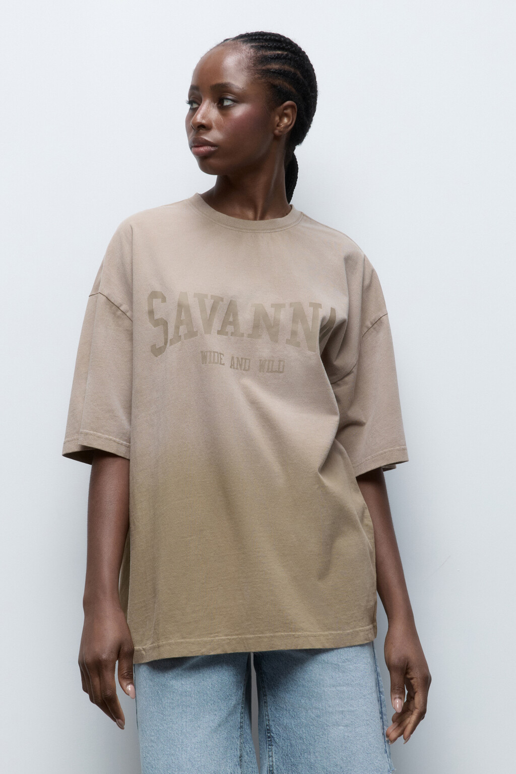 Футболка oversize с вареным эффектом и принтом - цвет бежевый - 2