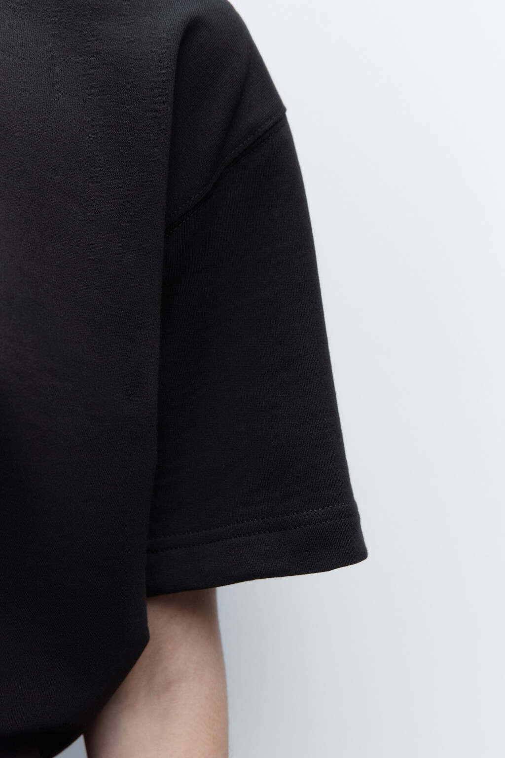 Футболка oversize однотонная из футера - цвет черный - 7