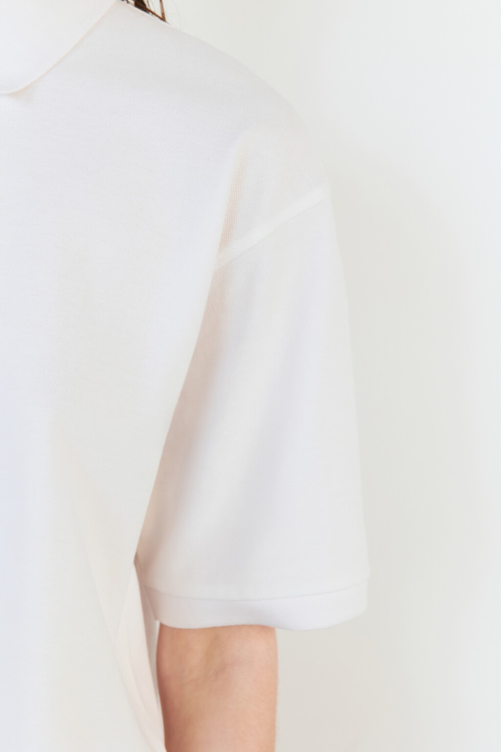 Футболка-поло хлопковая с застежкой на груди - цвет белый - 8