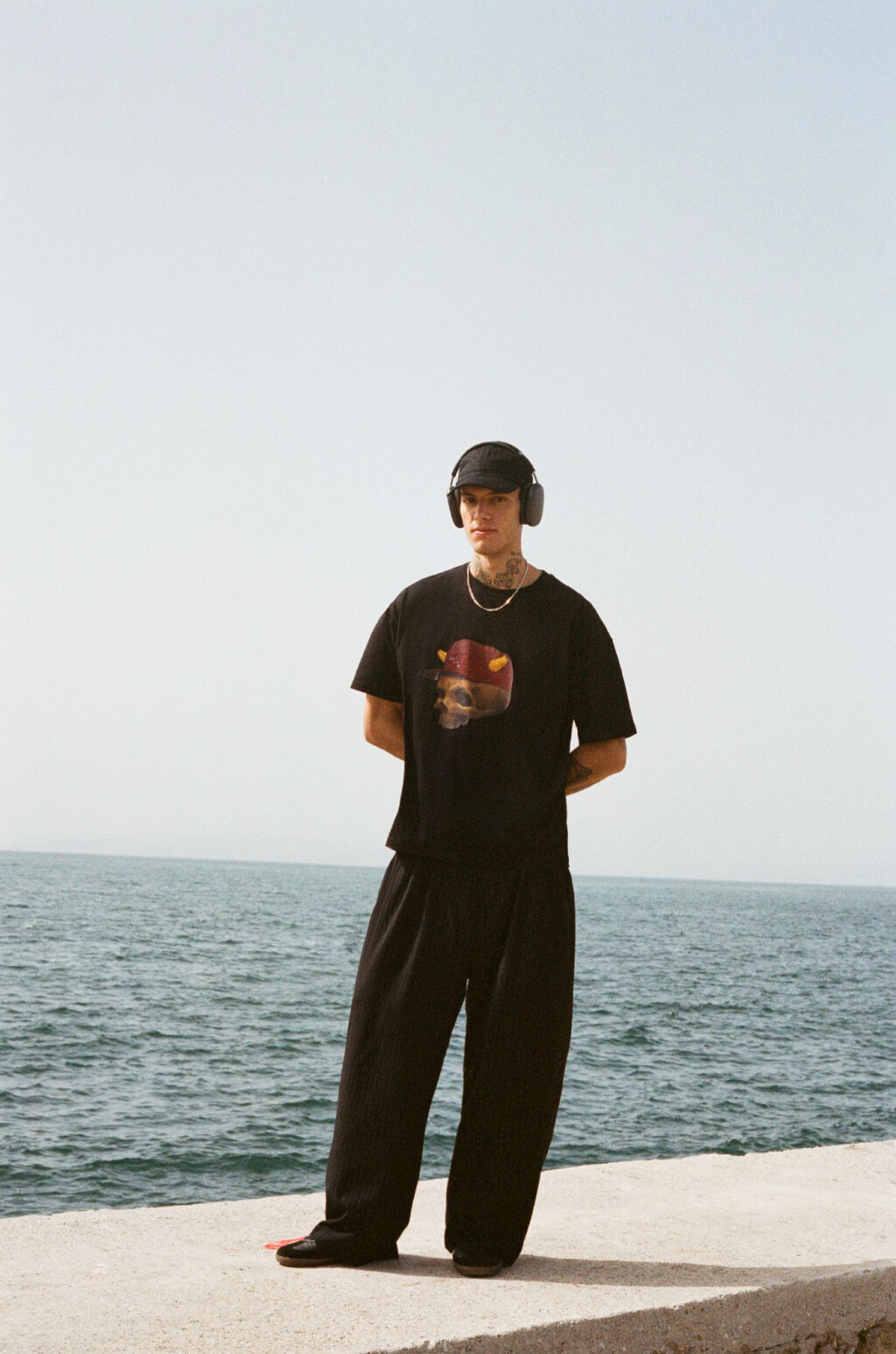 Футболка унисекс с принтом Bang! Bang! - цвет черный - 11