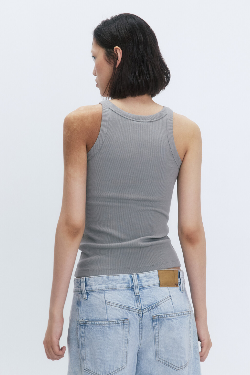 Майка в рубчик на узких бретелях - цвет зеленый - 4