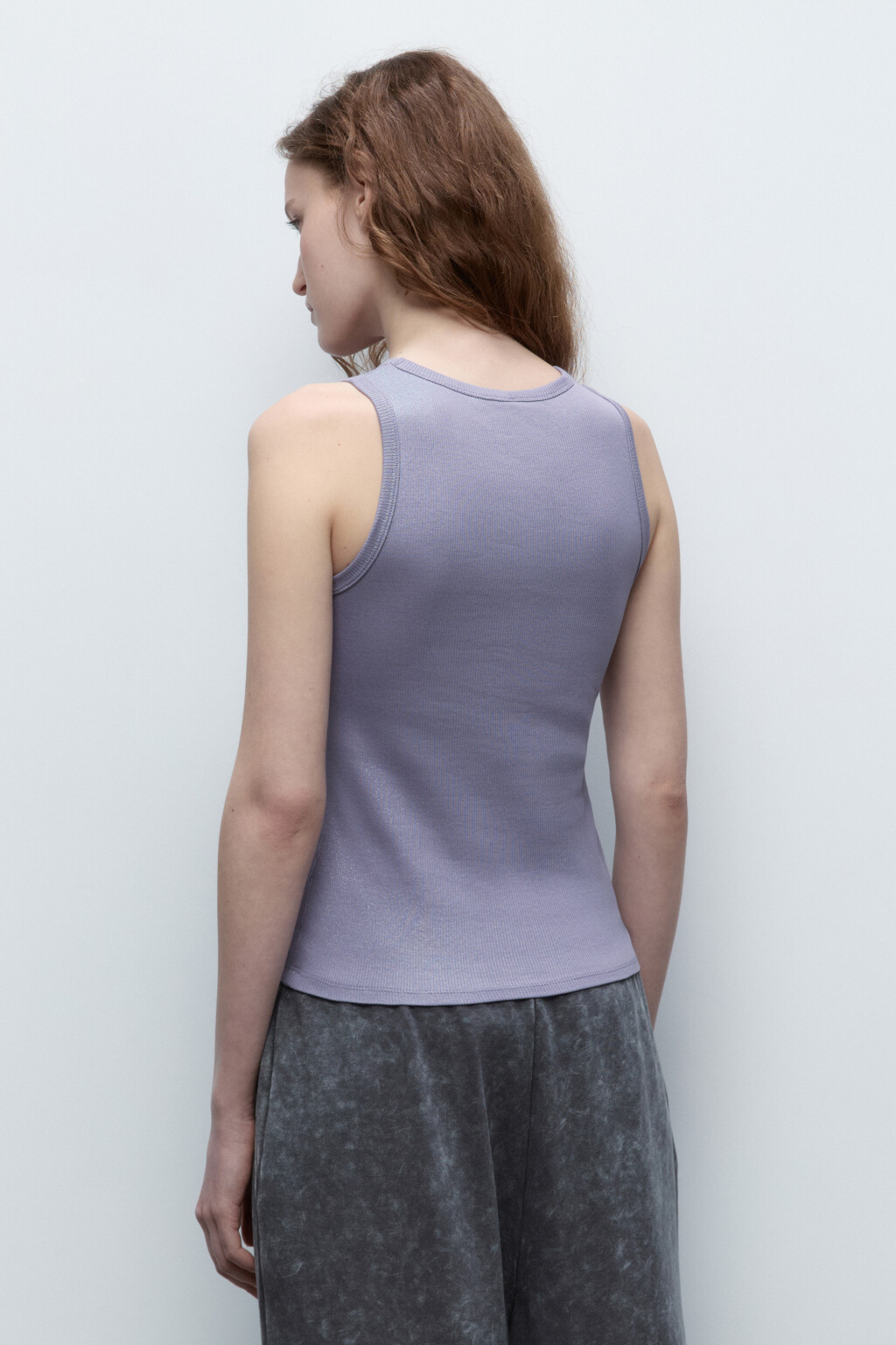 Майка в рубчик на широких бретелях - цвет мультиколор - 4