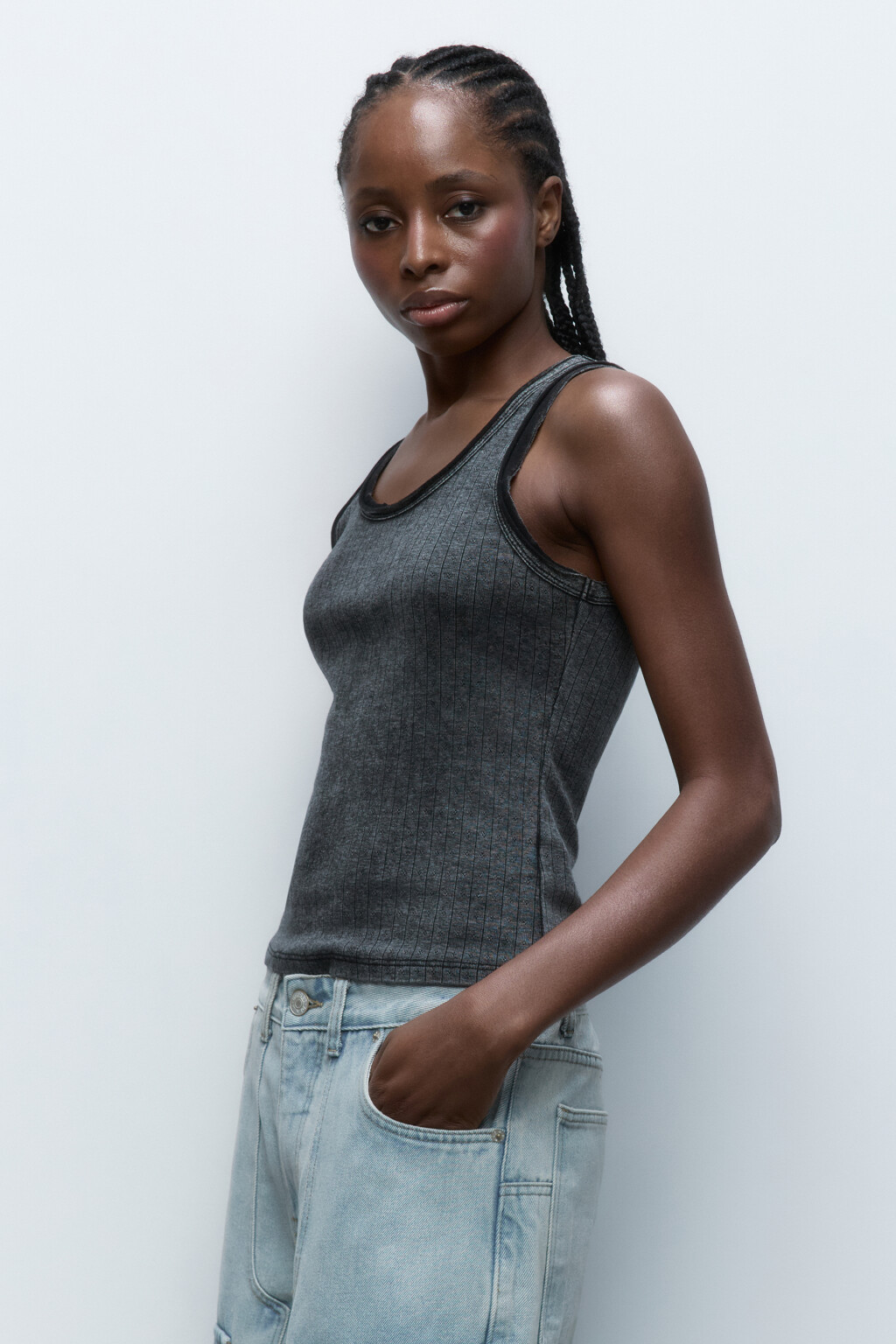 Майка в рубчик с состаренным эффектом - цвет черный - 3