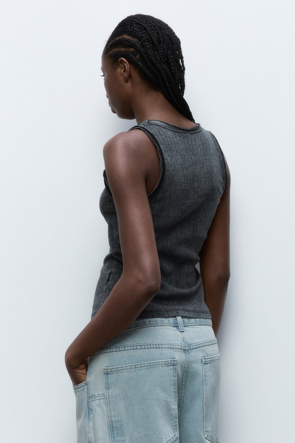 Майка в рубчик с состаренным эффектом - цвет черный - 4