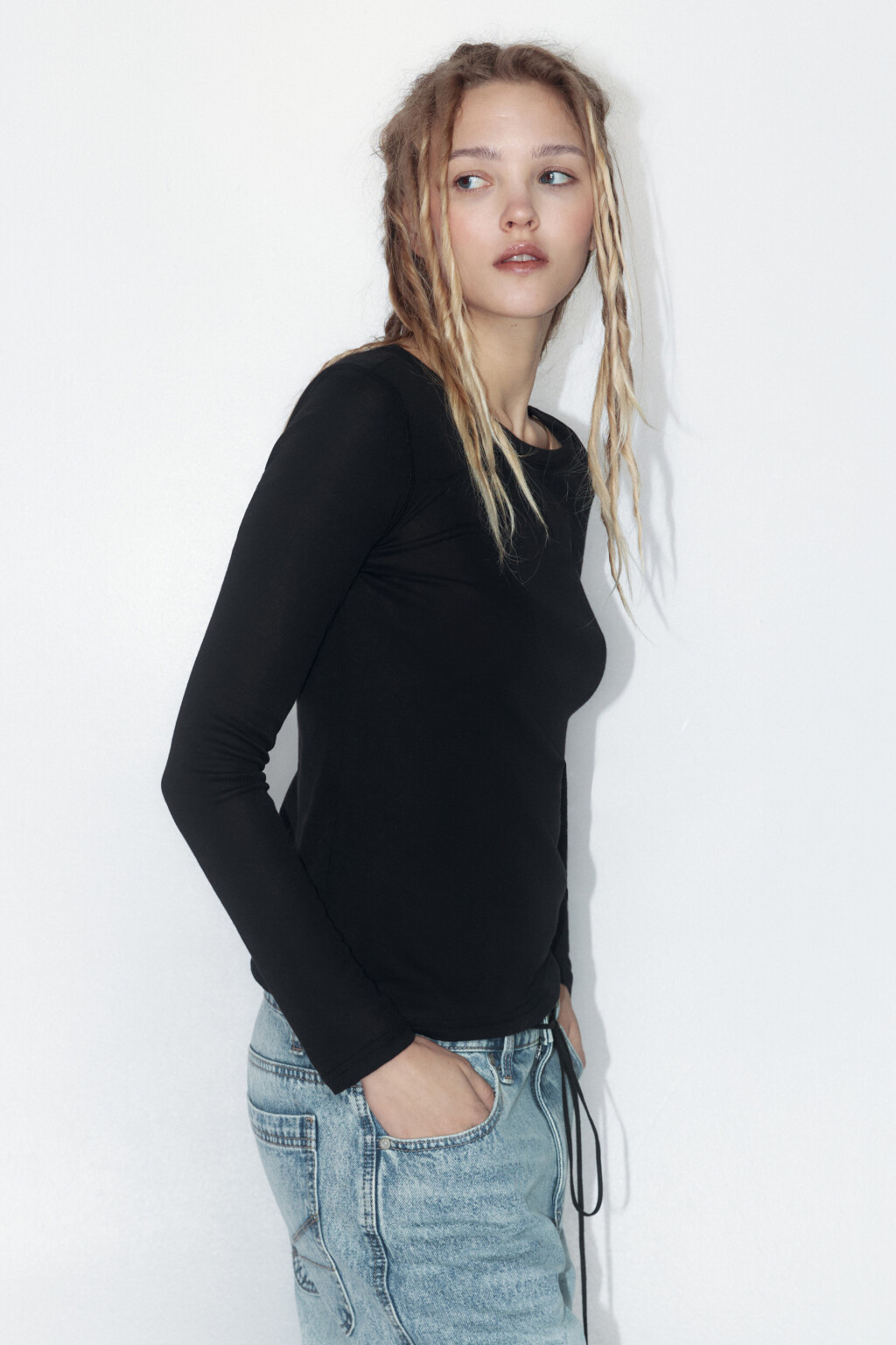 Лонгслив приталенный из хлопка - цвет черный - 4