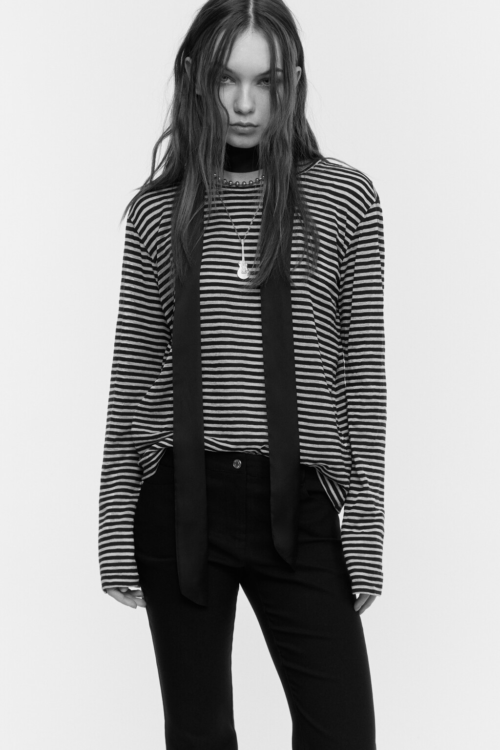 Лонгслив трикотажный в полоску - цвет черный - 1