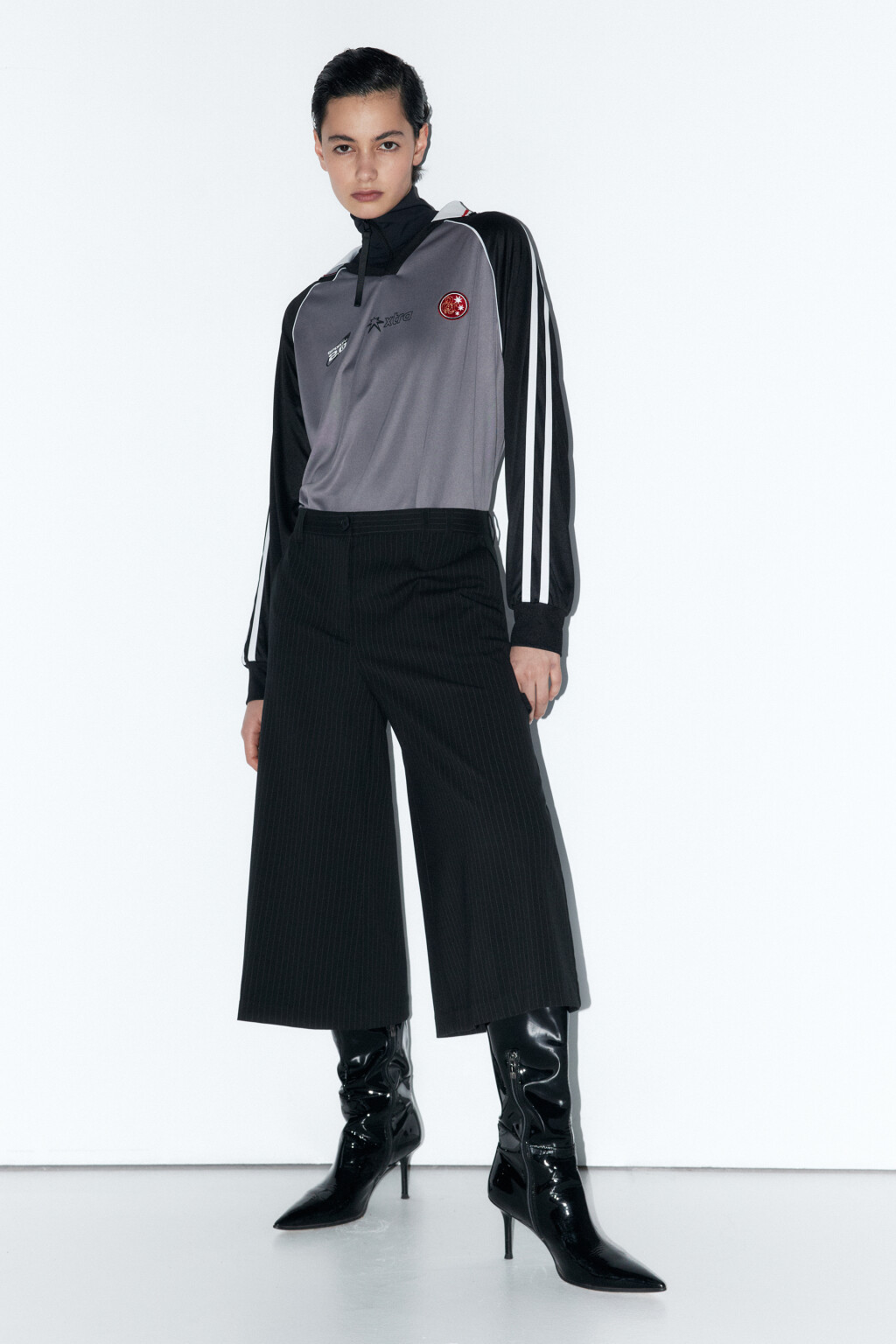 Лонгслив с принтом в спортивном стиле - цвет черный - 6