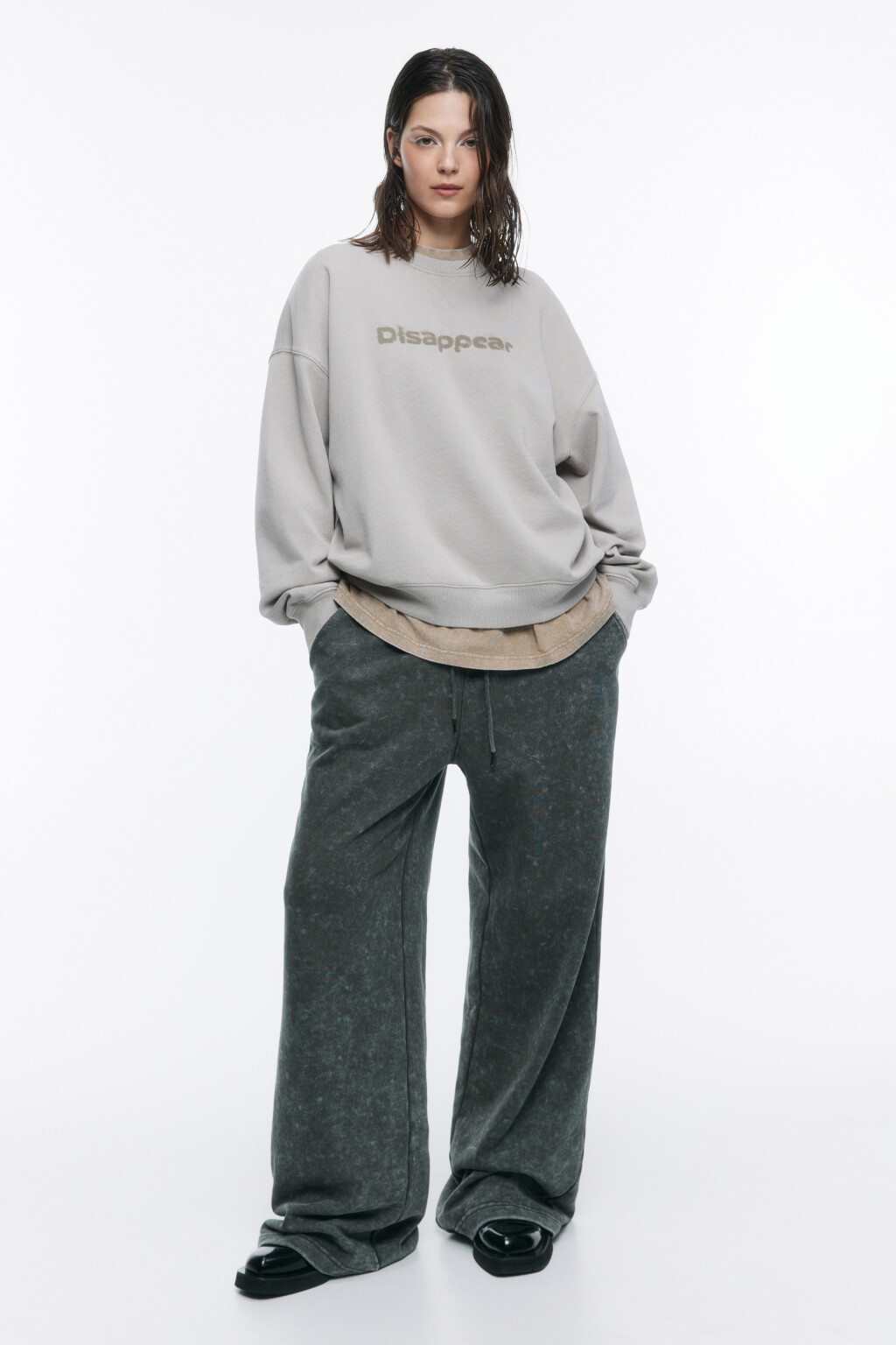 Свитшот из футера со стиркой и принтом - цвет бежевый - 5