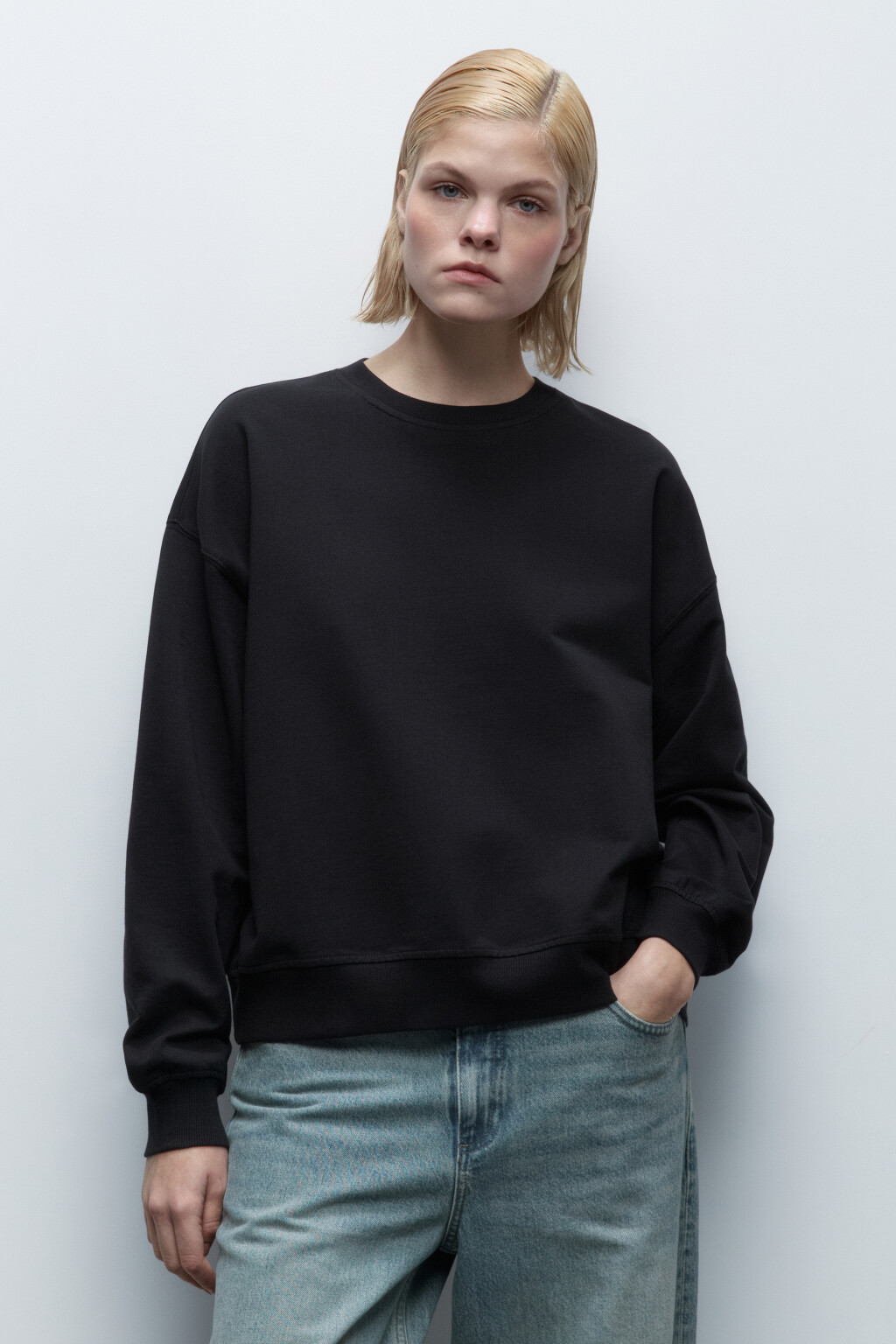 Свитшот базовый из хлопкового футера - цвет черный - 2