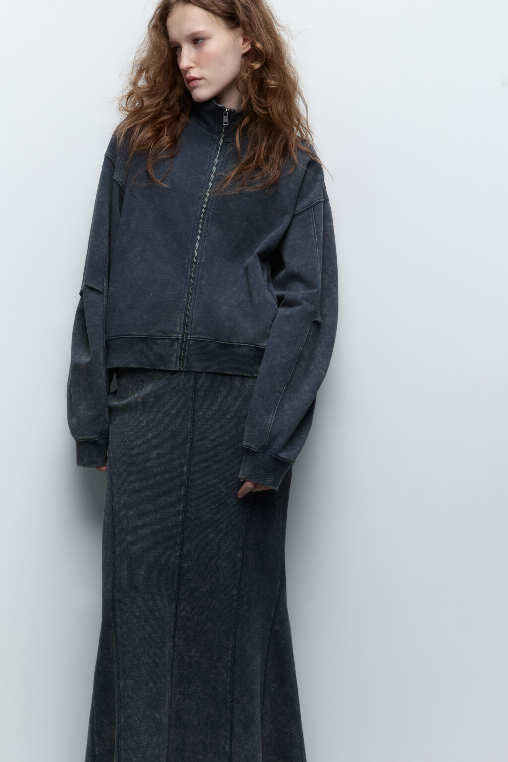 Худи-зипка из футера с вареным эффектом - цвет синий - 1