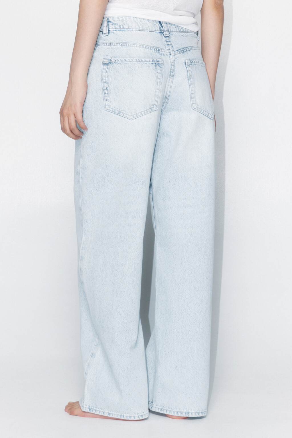Джинсы широкие с низкой посадкой - цвет голубой - 4