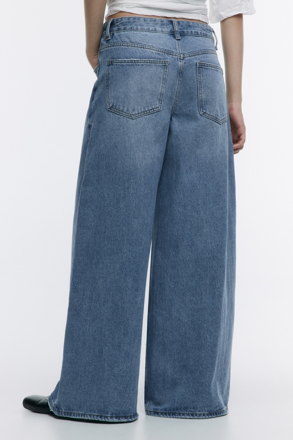 Джинсы широкие со средней посадкой - цвет голубой - 4