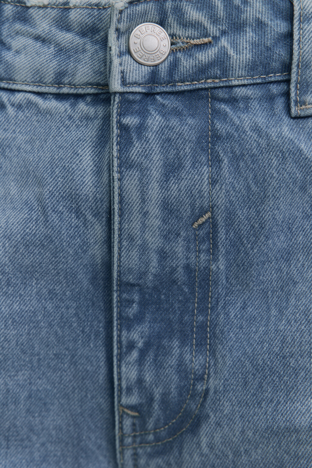 Джинсы mom fit с оборванными краями - цвет голубой - 6