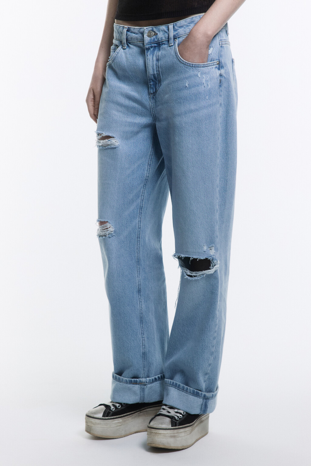 Джинсы loose fit рваные с потертостями - цвет голубой - 3