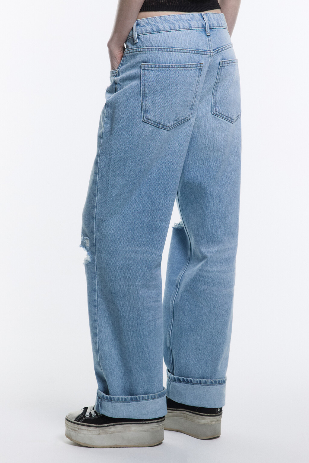 Джинсы loose fit рваные с потертостями - цвет голубой - 7