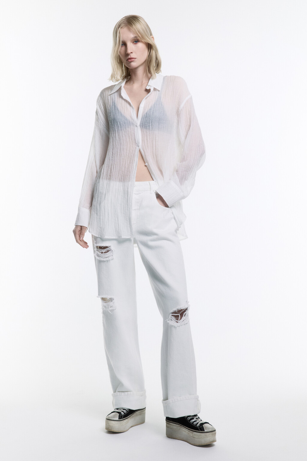 Джинсы loose fit рваные с потертостями - цвет белый - 5