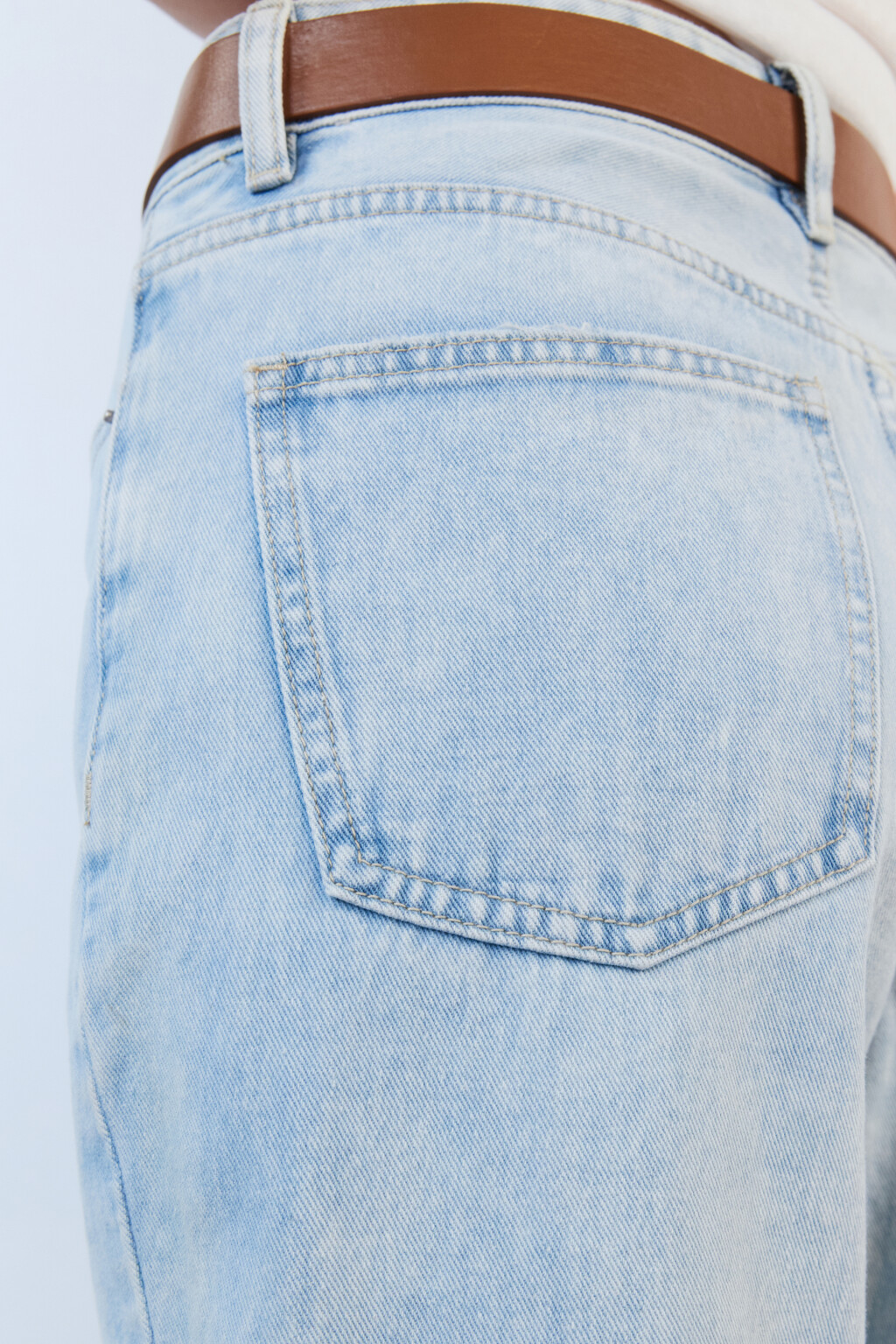 Джинсы mom's с высокой посадкой и ремнем - цвет голубой - 7