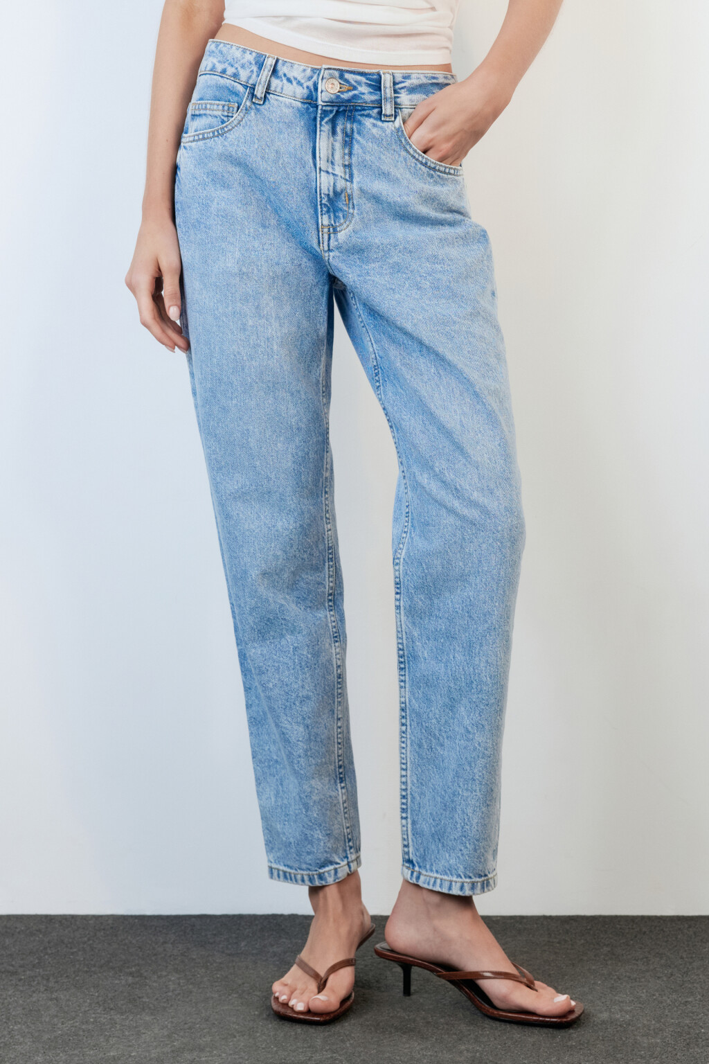 Джинсы mom fit с высокой посадкой - цвет голубой - 3