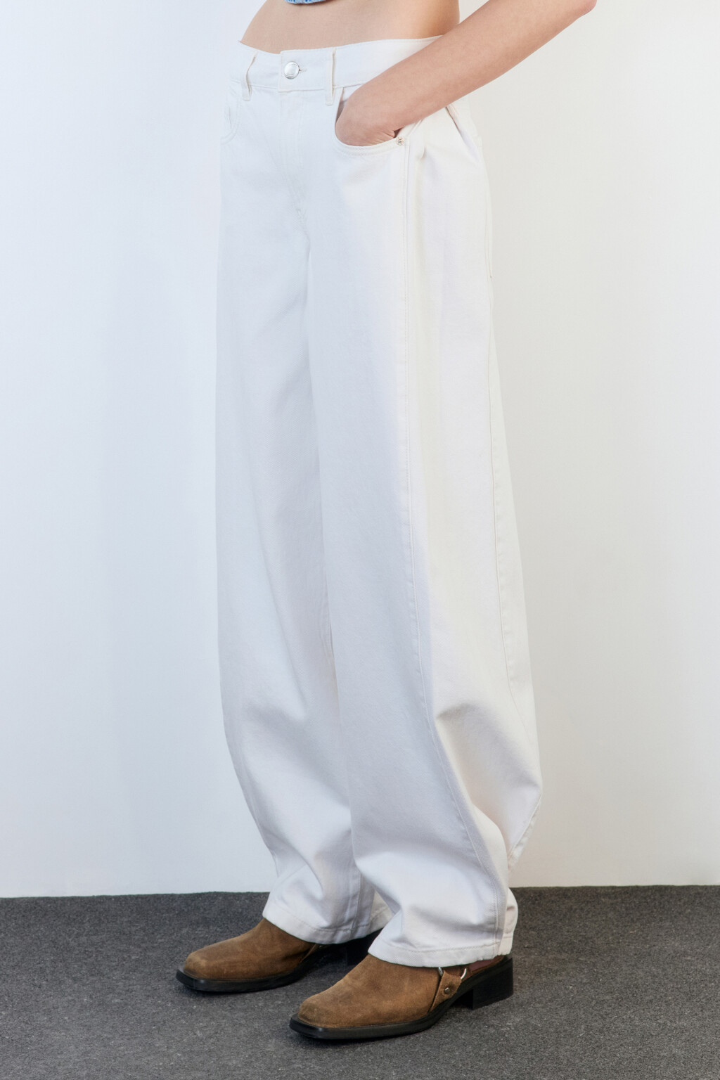 Джинсы wide широкие с низкой посадкой - цвет белый - 4