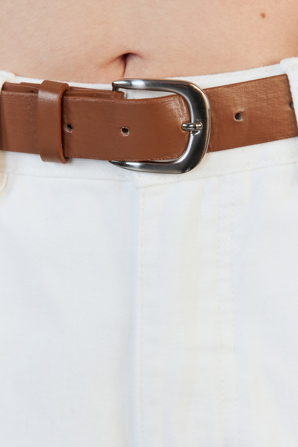 Джинсы mom's с высокой посадкой и ремнем - цвет белый - 6