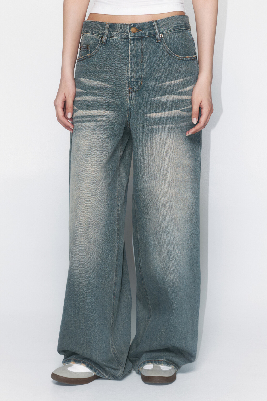 Джинсы широкие с эффектом масляной стирки - цвет синий - 2