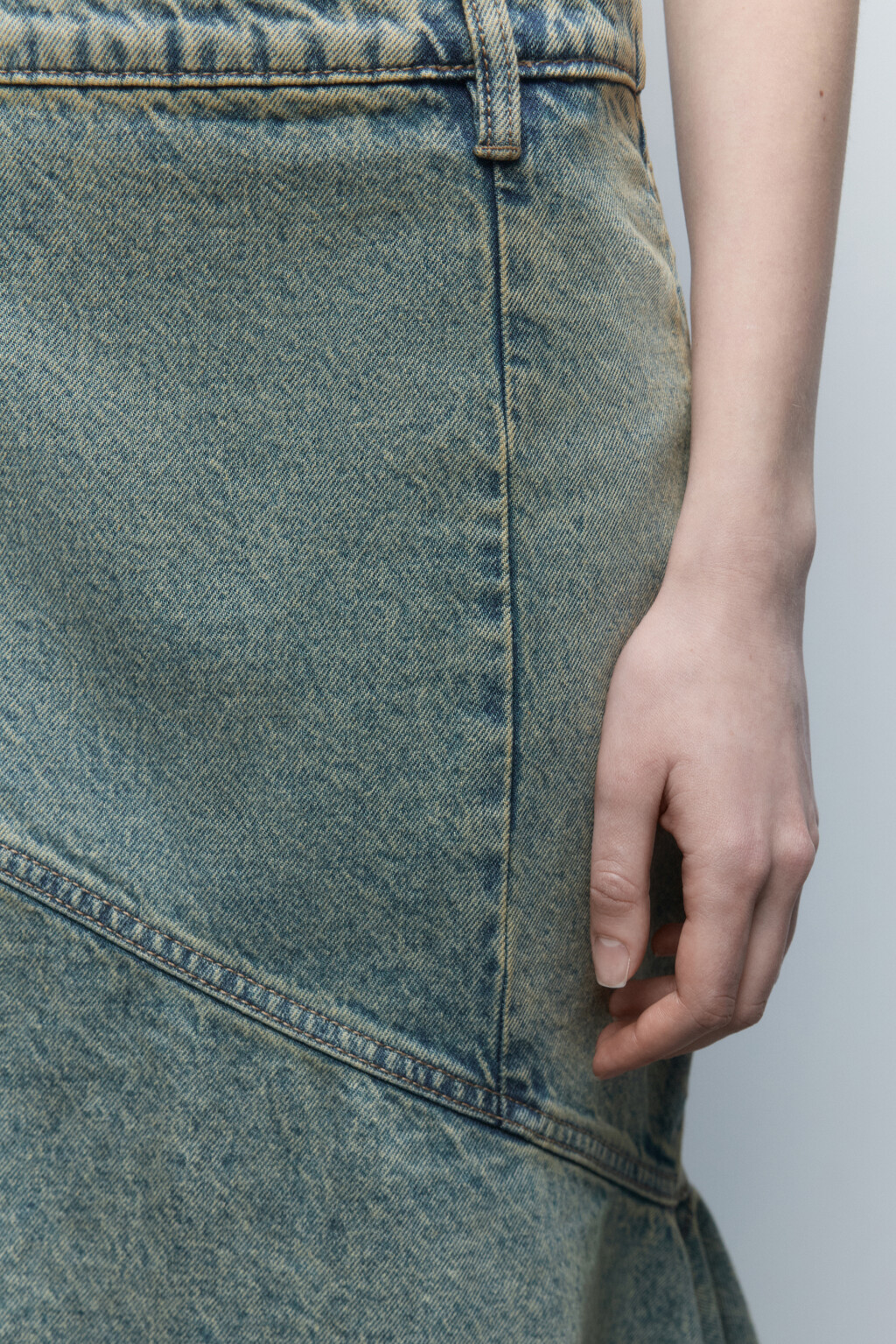 Юбка-годе джинсовая с асимметричным низом - цвет синий - 7