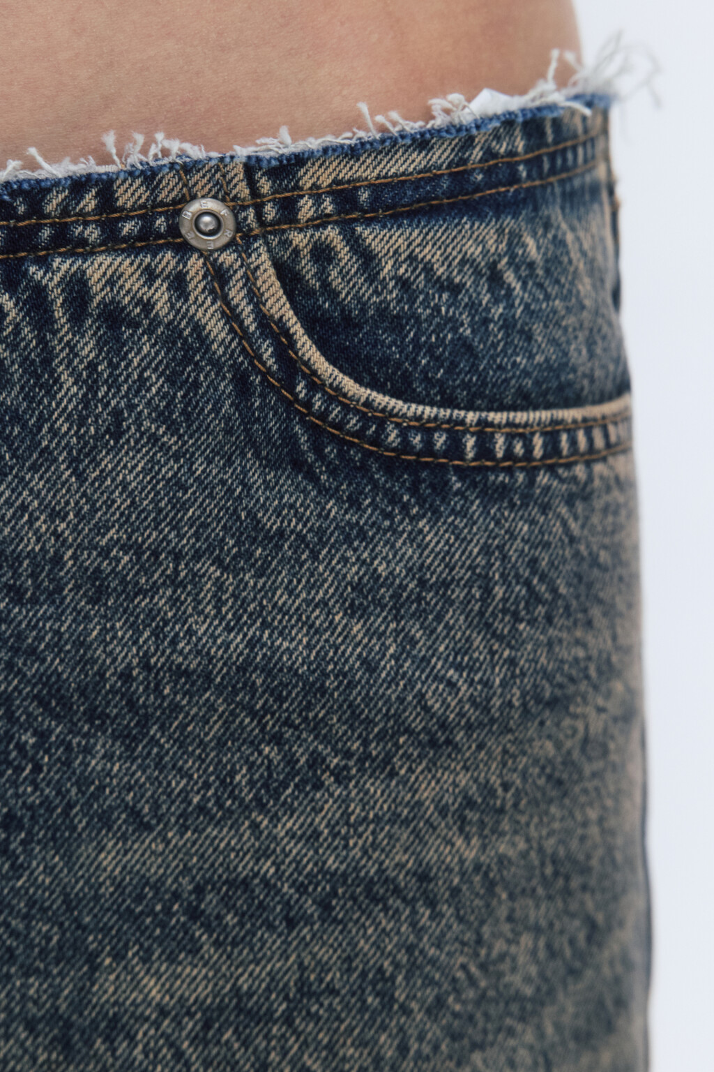 Юбка макси джинсовая с эффектом масляной стирки - цвет бордовый - 7