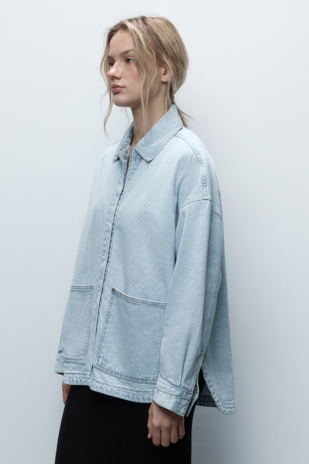 Рубашка oversize джинсовая с карманами - цвет голубой - 4