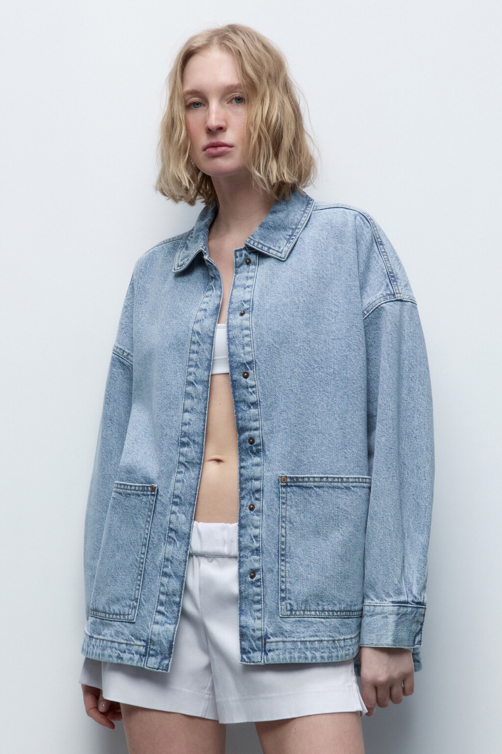 Рубашка oversize джинсовая с карманами - цвет голубой - 3
