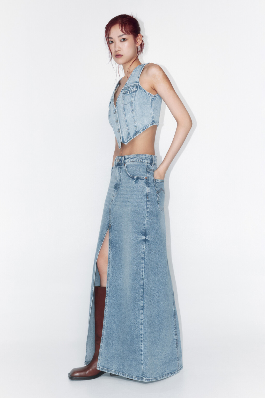 Жилет джинсовый с фигурным низом - цвет голубой - 5