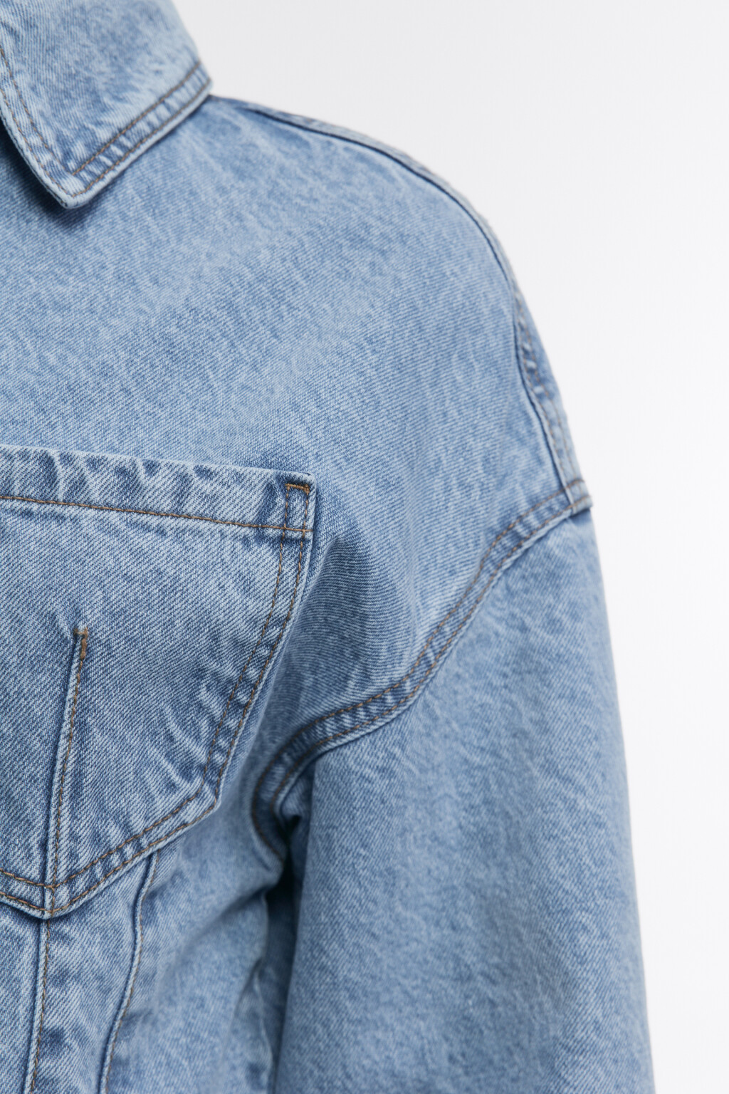 Блузка-рубашка джинсовая приталенная - цвет голубой - 6