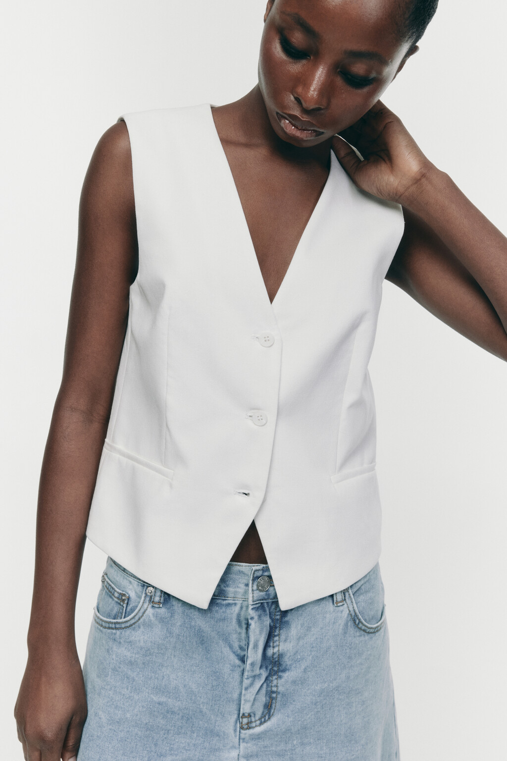 Жилет костюмный из льняной ткани - цвет белый - 2