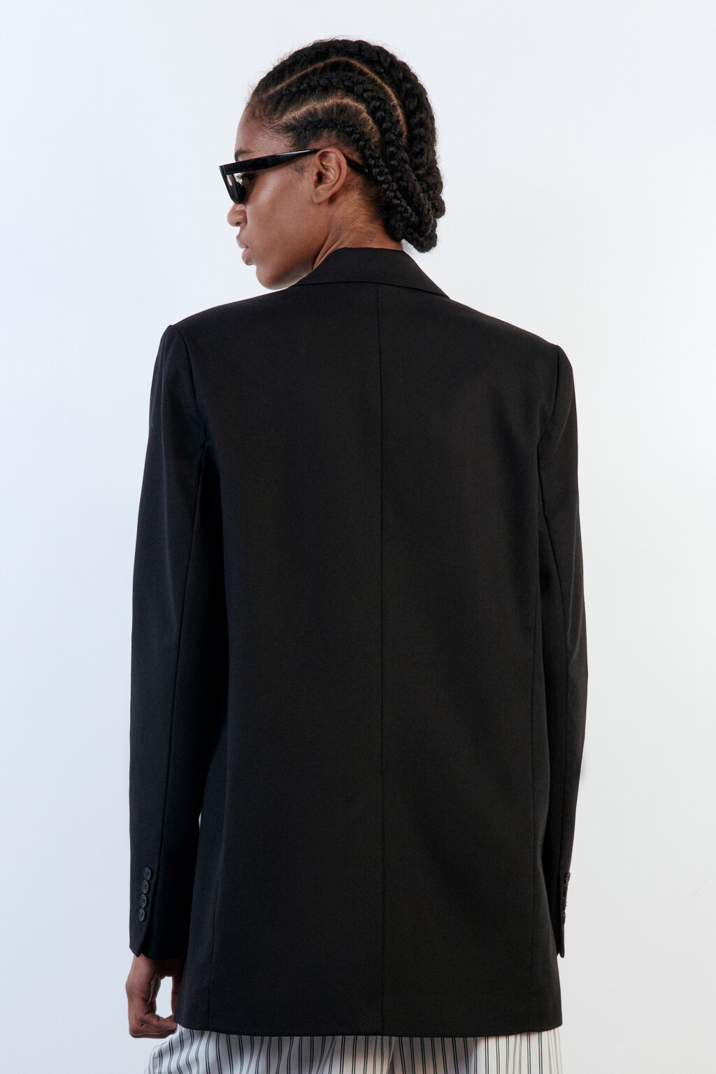 Пиджак прямой из льняной ткани - цвет черный - 4