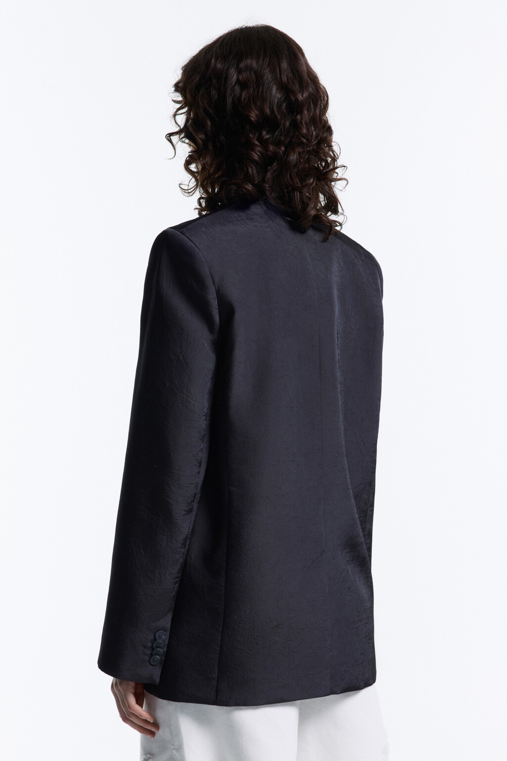 Пиджак однобортный из жатой костюмной ткани - цвет черный - 4