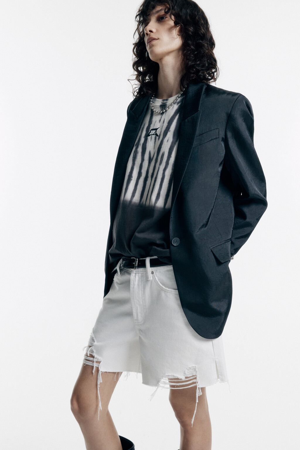 Пиджак однобортный из жатой костюмной ткани - цвет черный - 1