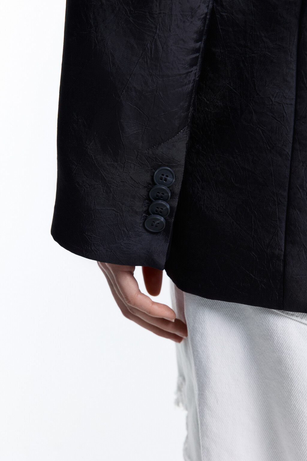 Пиджак однобортный из жатой костюмной ткани - цвет черный - 6