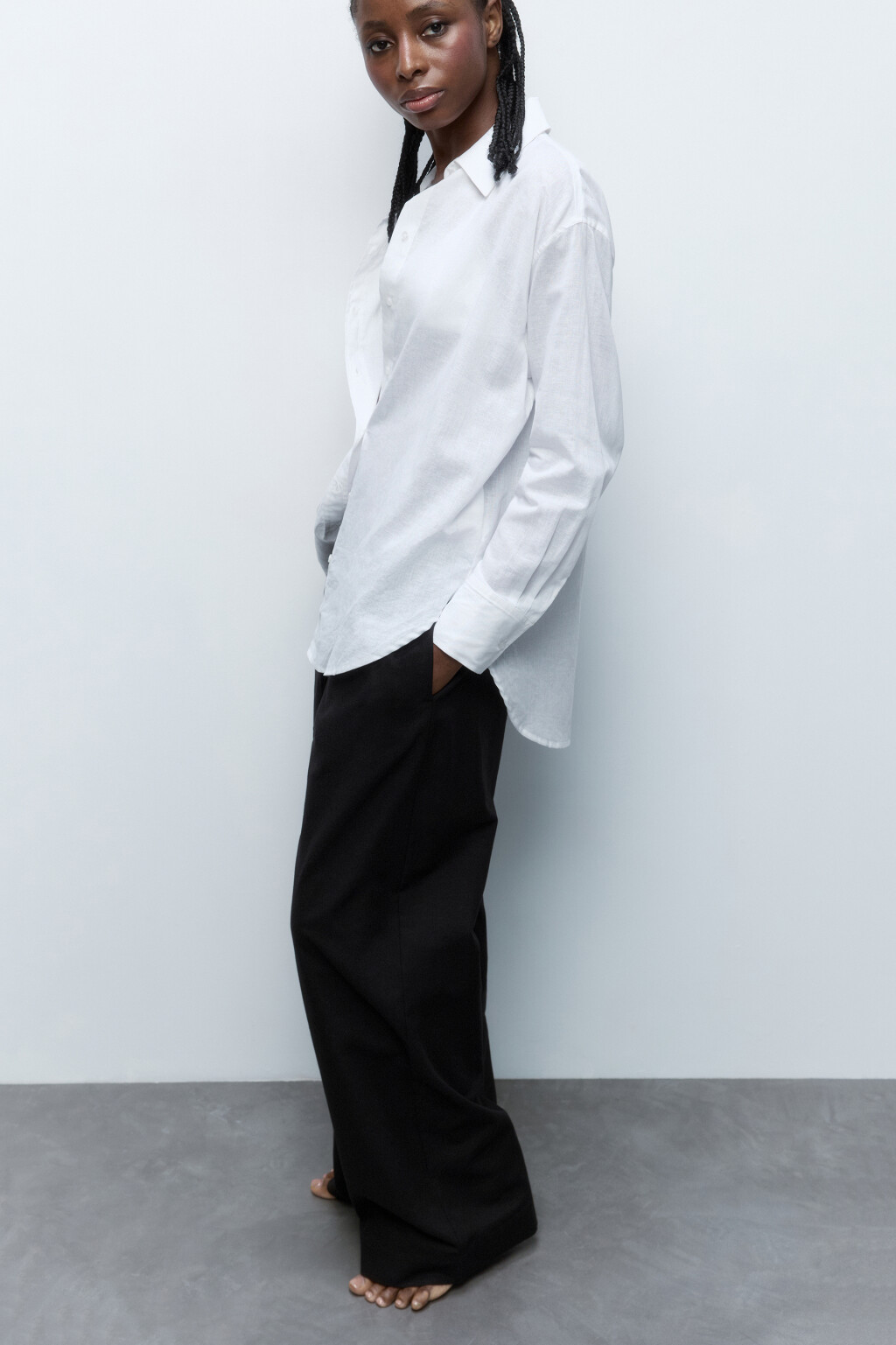 Брюки широкие льняные с поясом-резинкой - цвет черный - 5