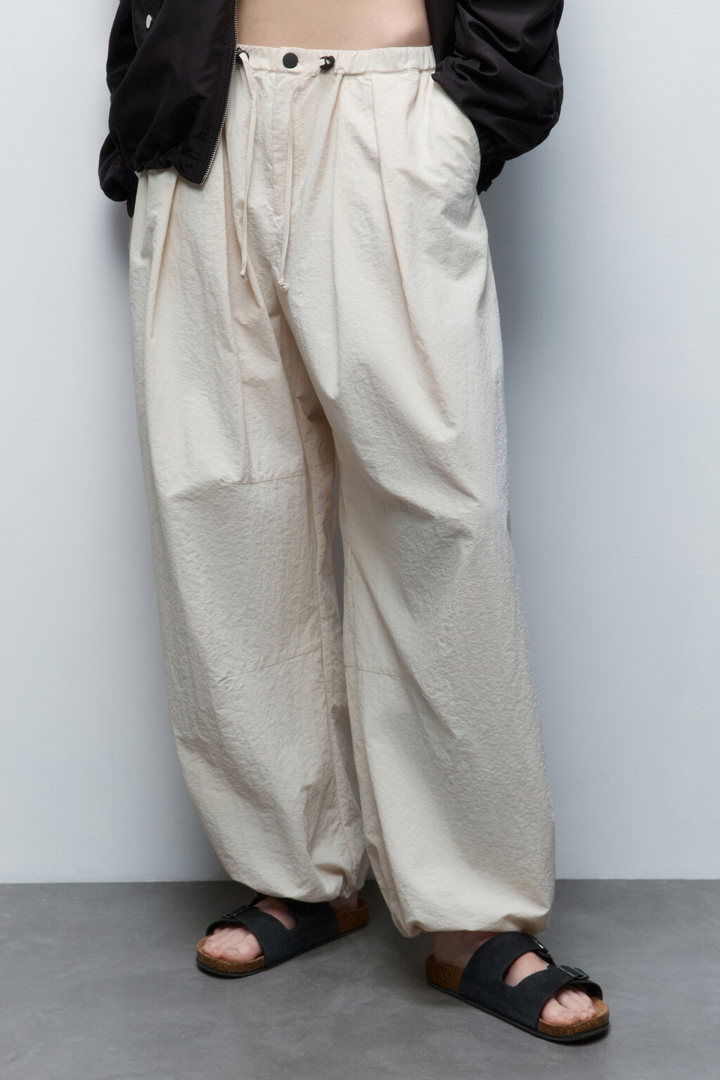 Брюки-парашюты широкие с утяжками - цвет бежевый - 2