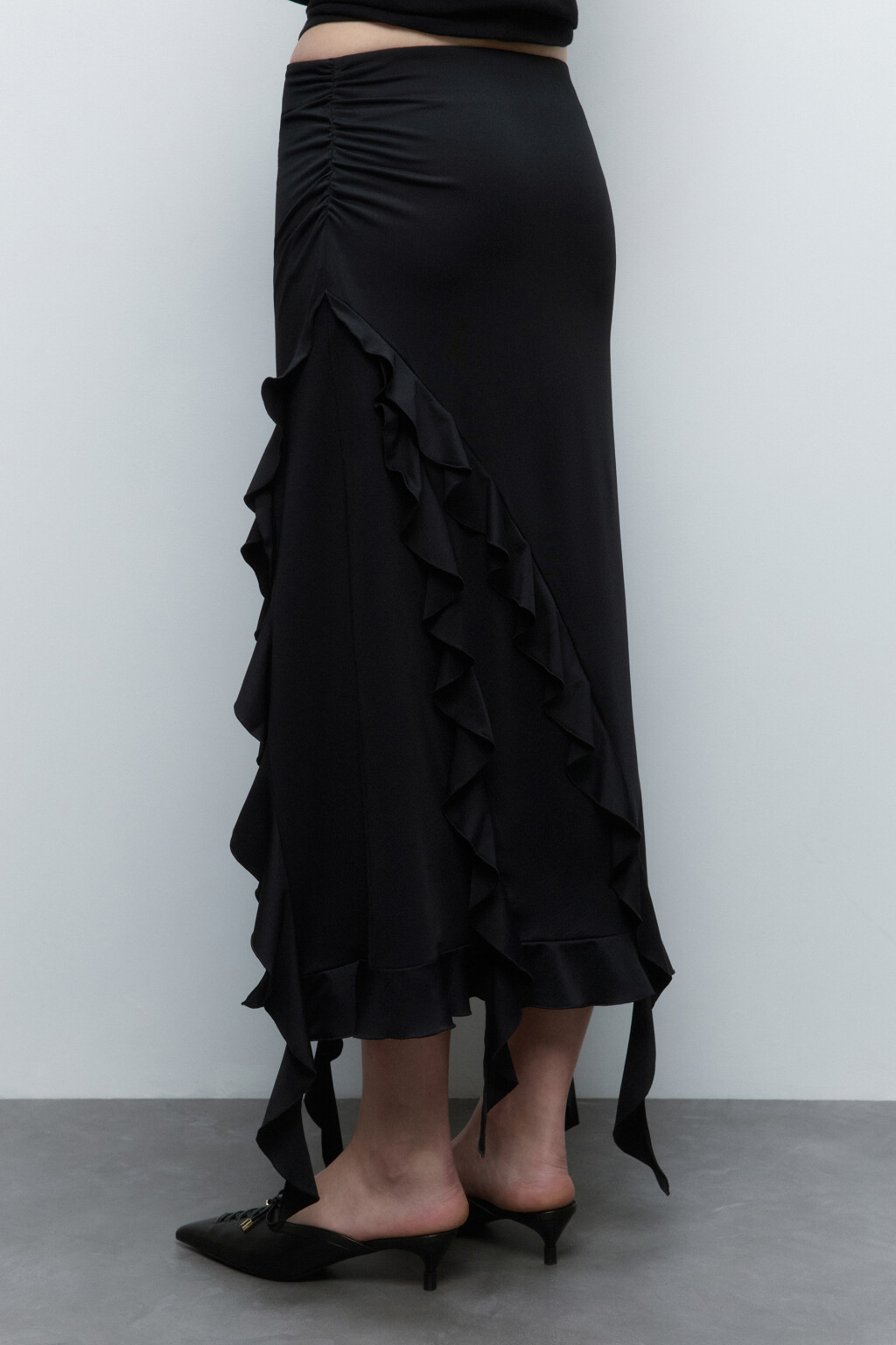 Юбка миди с асимметричными воланами - цвет черный - 3